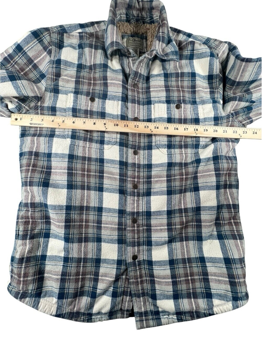 L.L. Bean Sherpa Lined Flannel Jacket Plaid Shacket Women’s M - Picture 5 of 5